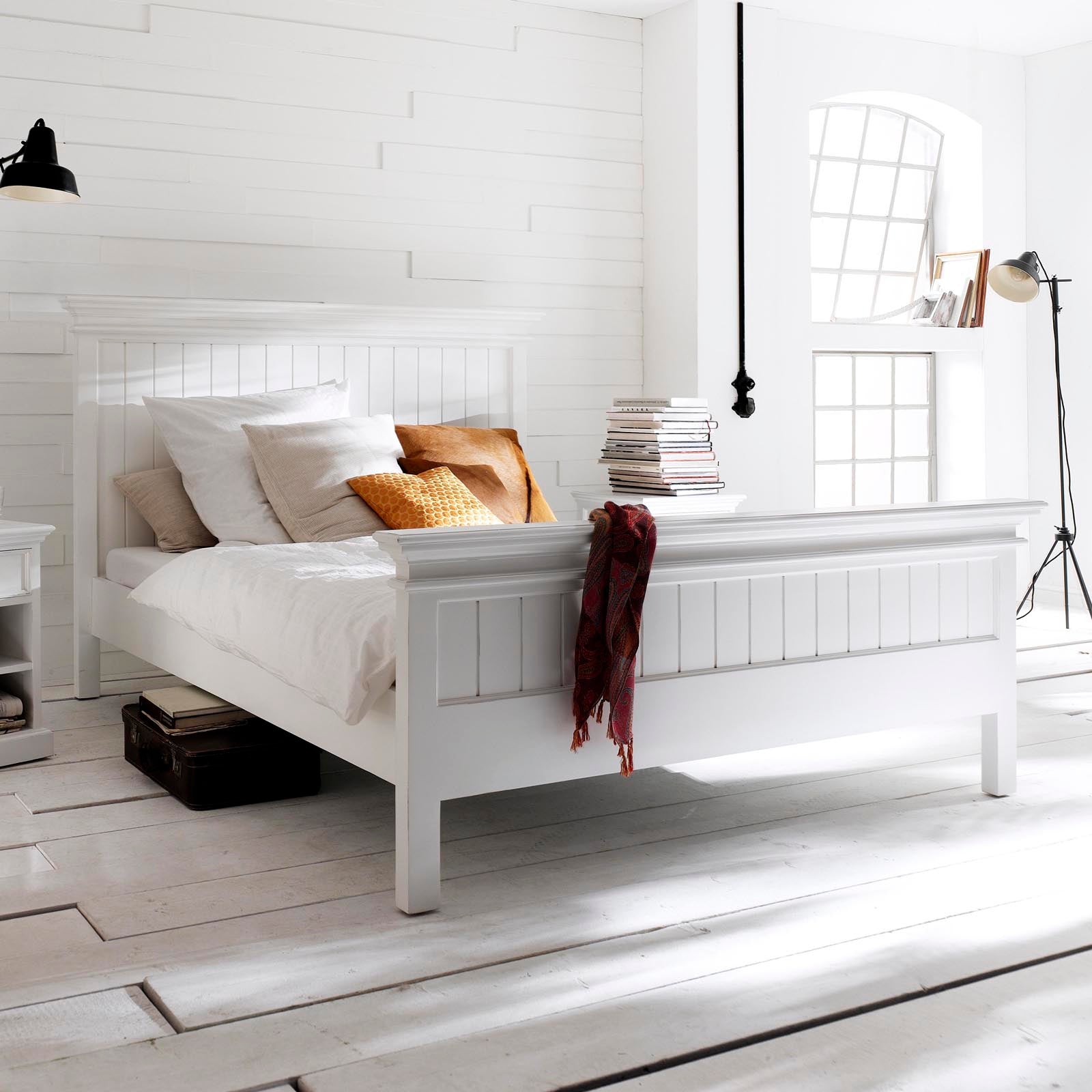 Halifax Coastal White King Size Bed 200